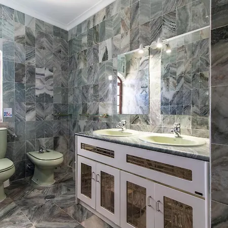Villa Brisa Do Mar By Algarve Holidays *